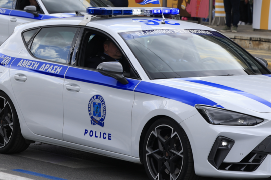 Επιχείρηση της ΕΛ.ΑΣ. στον Ασπρόπυργο: Εννέα συλλήψεις και αποξηλώσεις καλωδίων για ρευματοκλοπές